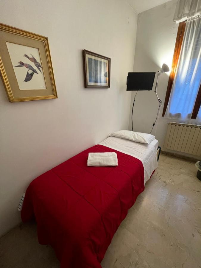 Royal Guest House Venice Exterior photo